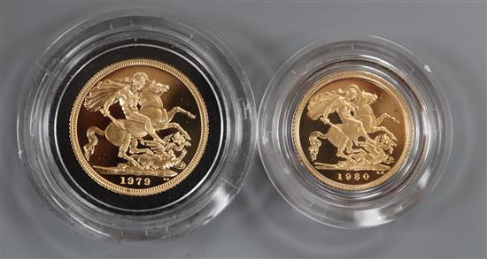 A Elizabeth II gold proof sovereign 1979 and a gold proof half sovereign 1980 in presentation case.